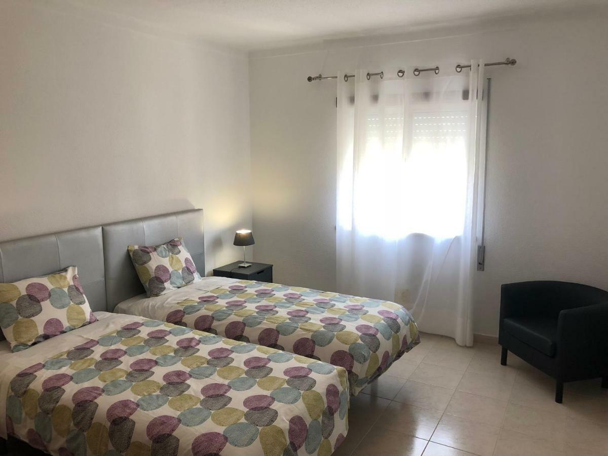 Olinda'S 2 Bedroom Apartment Lagos Eksteriør billede